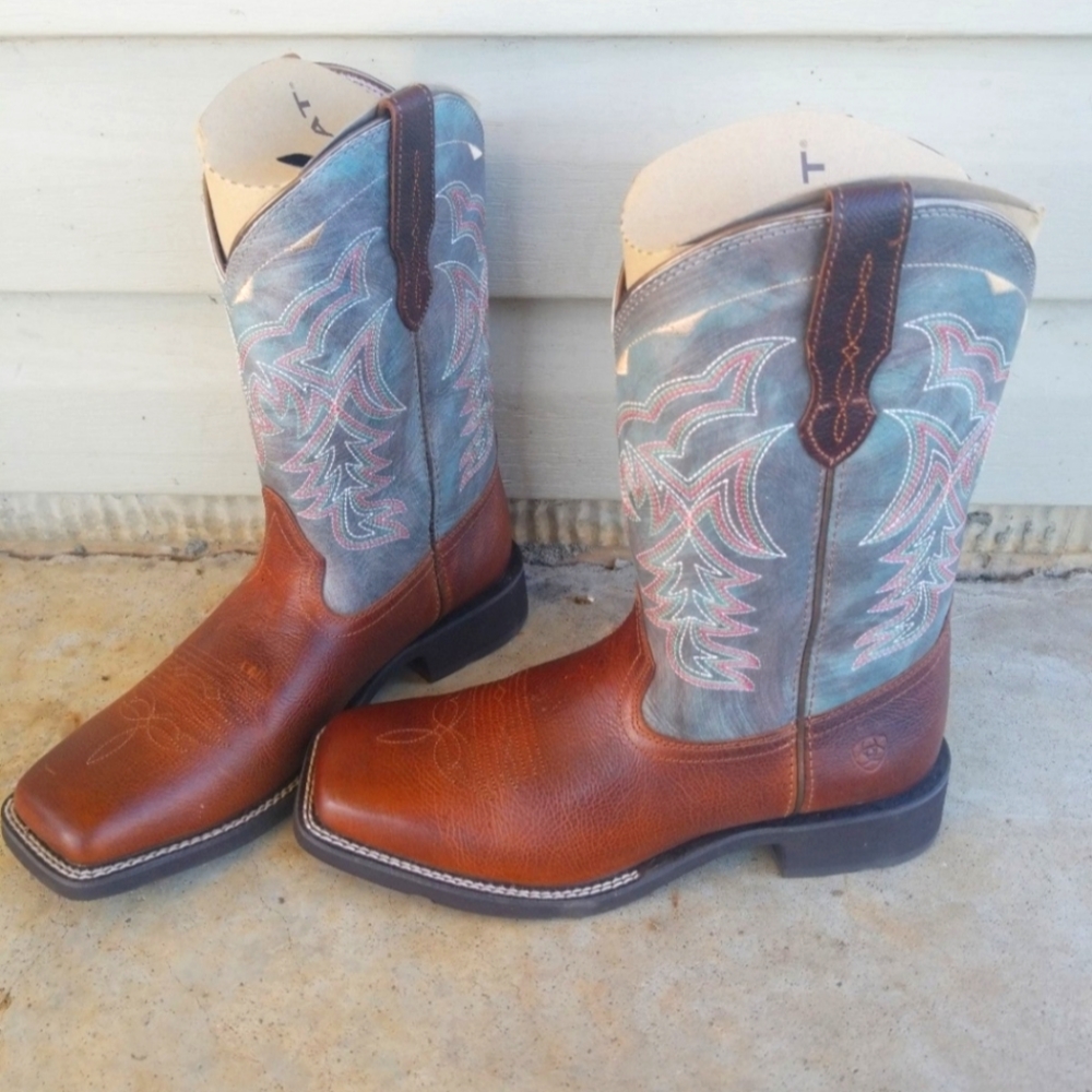Ariat Womens Boots size 10